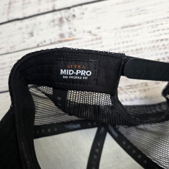 Sitka Hat‎ Cap Snap Back Black Trucker Mesh Patch Embroidered Mid Profile Fit - Picture 10 of 10